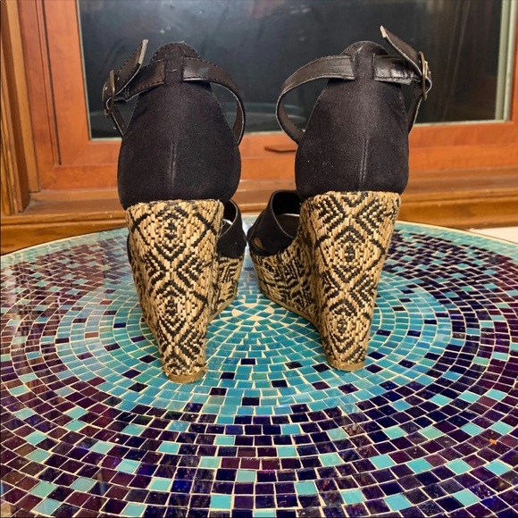 (SOLD) Black Printed Wedges - Picture 7 of 12